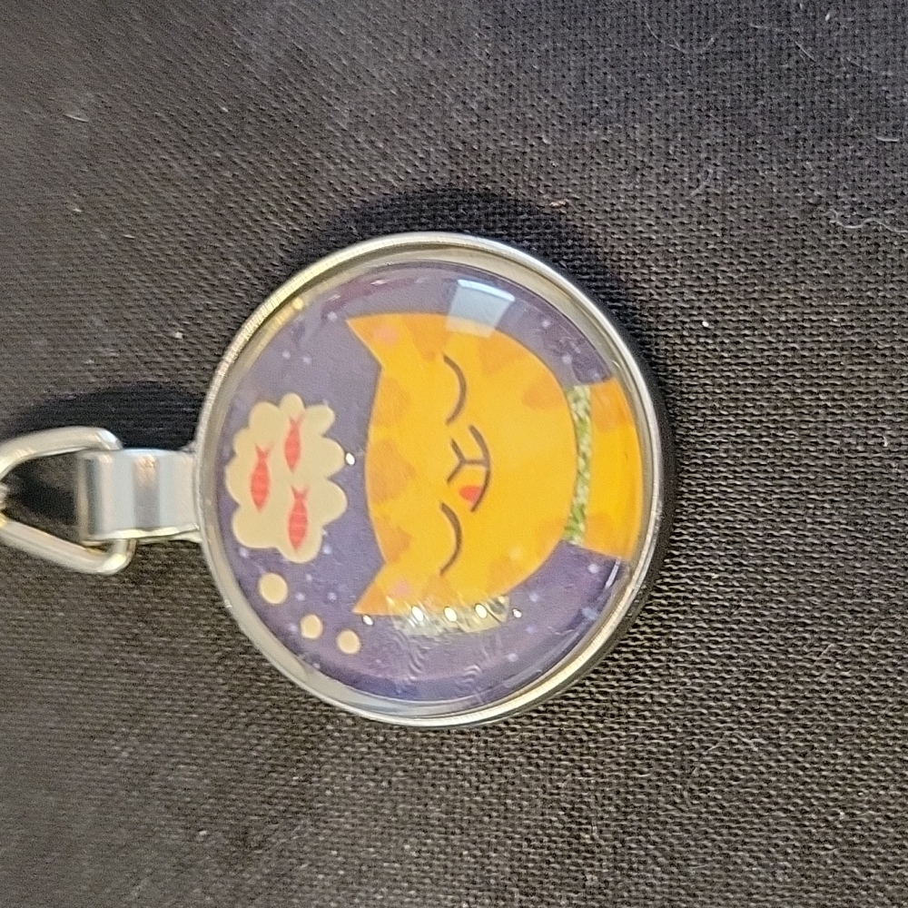 Silver Plated Cat Keychain - Picture 3 of 4